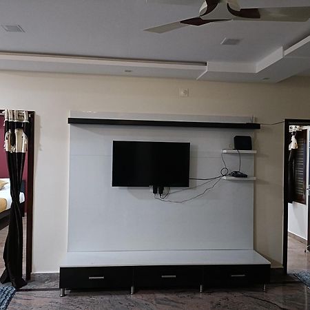 טירופאטי Four Seasons Home Stay מראה חיצוני תמונה