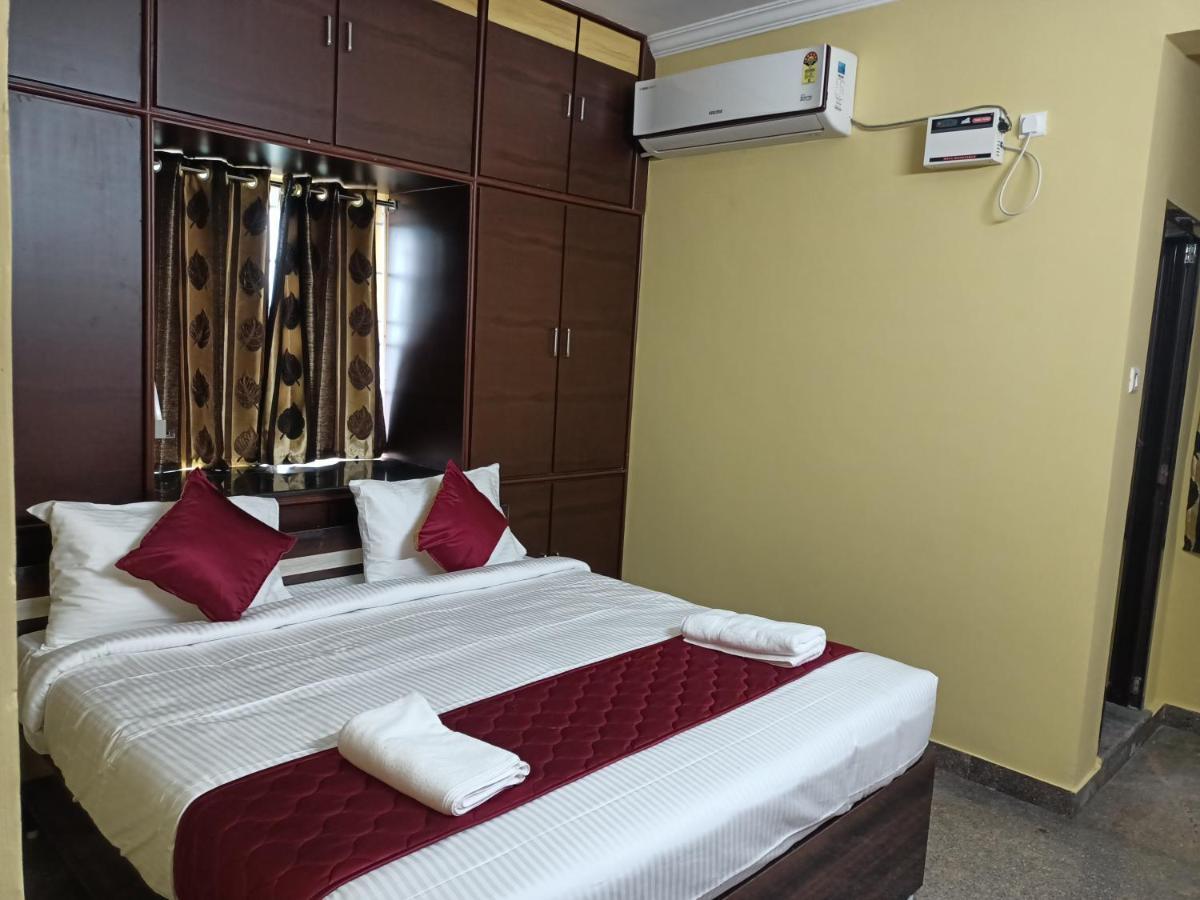 טירופאטי Four Seasons Home Stay מראה חיצוני תמונה