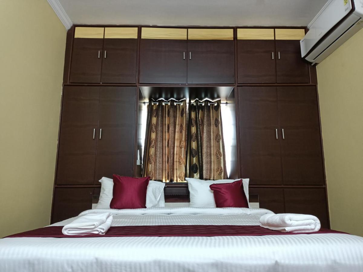טירופאטי Four Seasons Home Stay מראה חיצוני תמונה