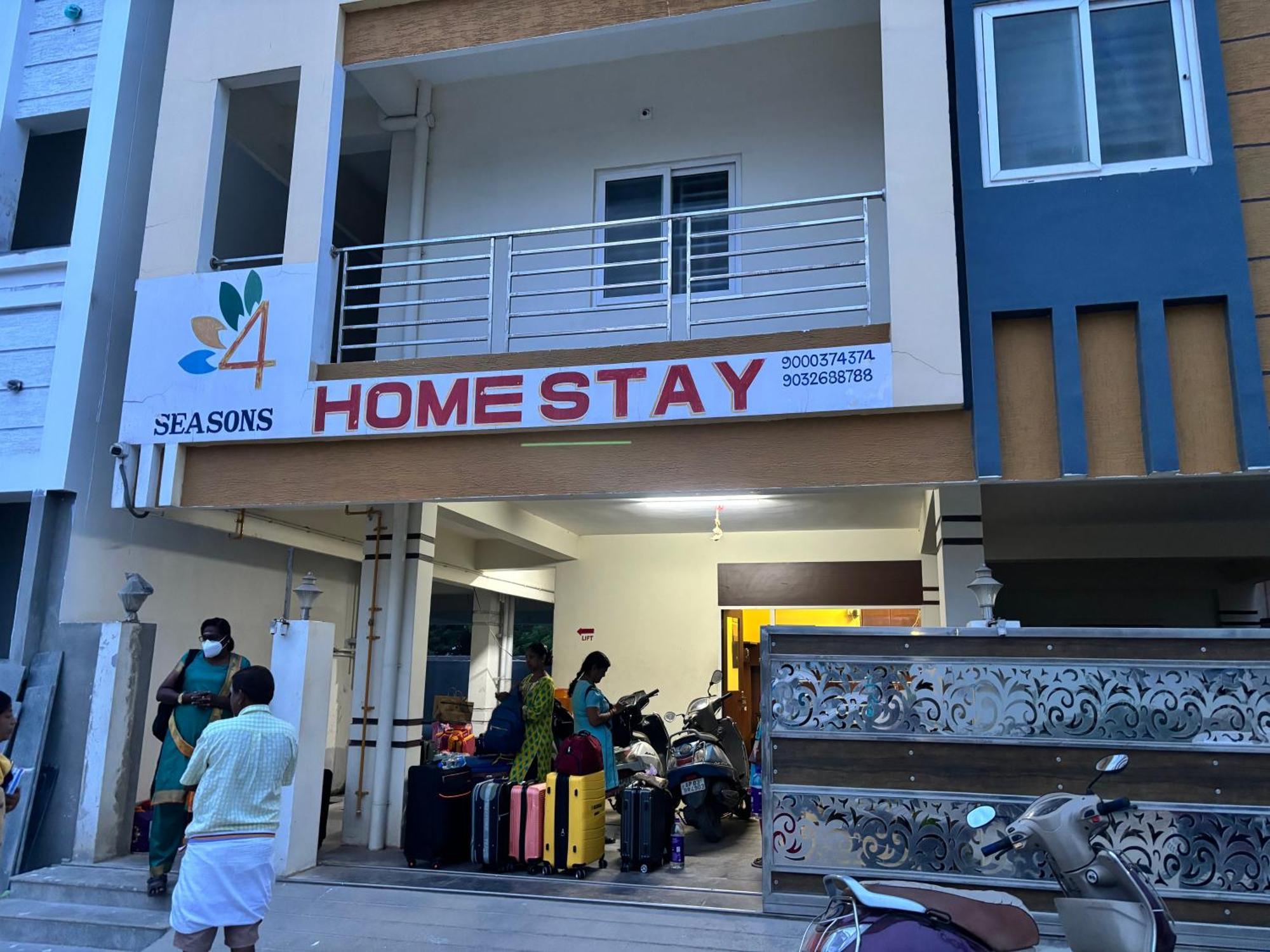 טירופאטי Four Seasons Home Stay מראה חיצוני תמונה
